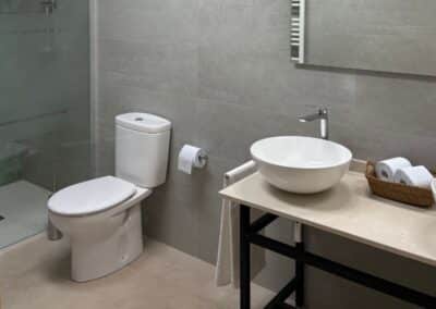 aseo-baño casa rural la ermita